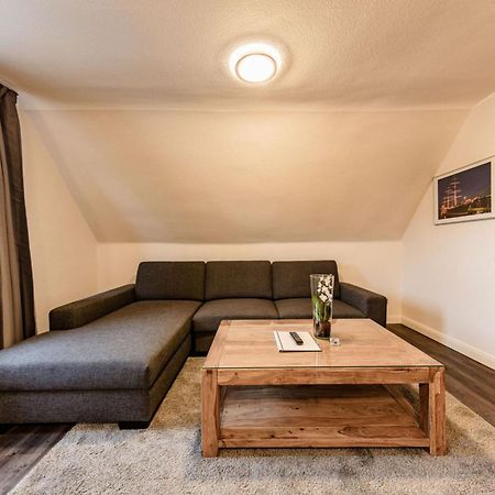 Hotel Zum Zeppelin Гамбург Номер фото